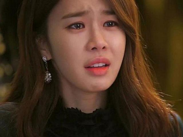 Bạn trẻ - Cuộc sống - Sững sờ khi phát hiện hàng loạt tin nhắn của chồng sắp cưới