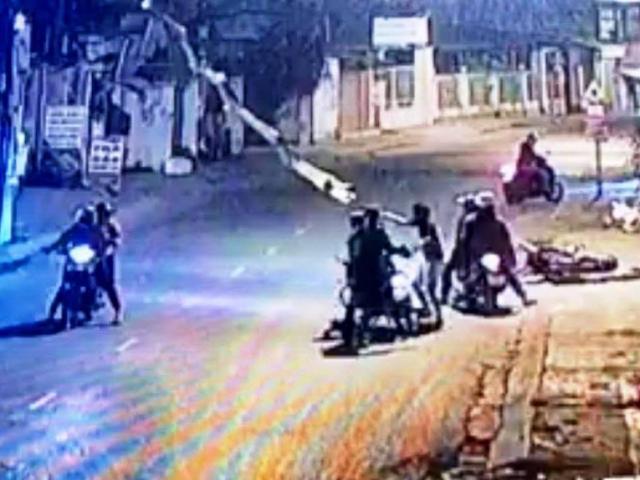 Nghi vợ “cắm sừng”, thanh niên cùng nhóm choai choai gây ra vụ truy sát kinh hoàng