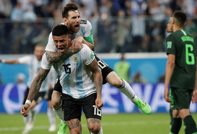Argentina thoát hiểm: Messi cảm ơn fan, &#34;đá xoáy&#34; BĐN - Ronaldo - 1
