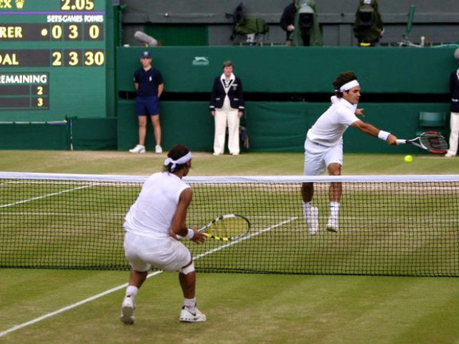 “Siêu kinh điển” Wimbledon: 5 tiếng tranh cúp vàng, Federer hận Nadal thấu xương - 1