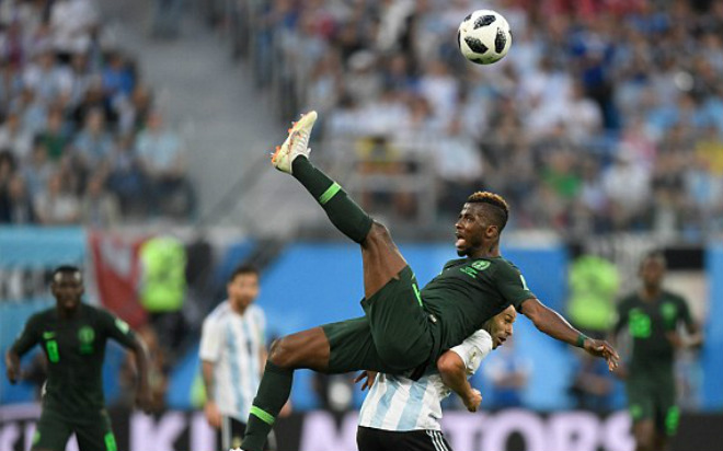 Tuyệt đỉnh "thiên tài" Messi, Nigeria quỵ gối: Argentina hẹn Pháp vòng 1/8 World Cup - 7