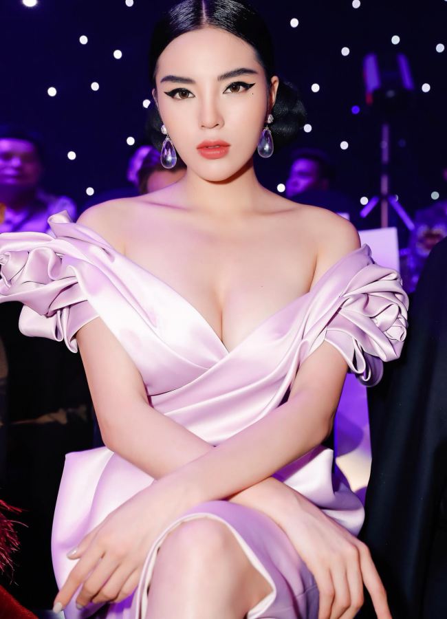 Loạt ảnh tố các mỹ nhân Việt mượn dao kéo cải thiện nhan sắc - 18