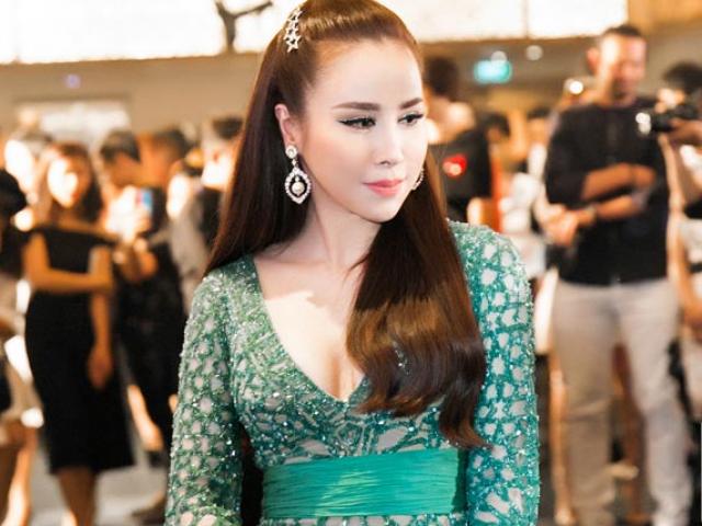 Hoa hậu Áo dài Hoàng Dung diện đầm Zuhair Murad đắt giá