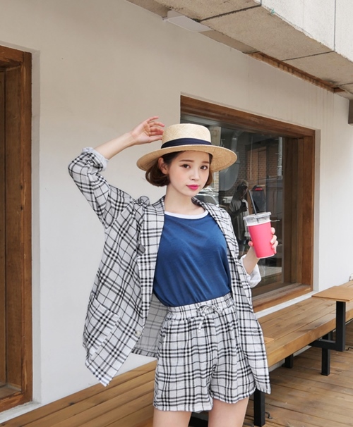 Có kiểu áo khoác sành điệu, hè mặc không nóng - 3