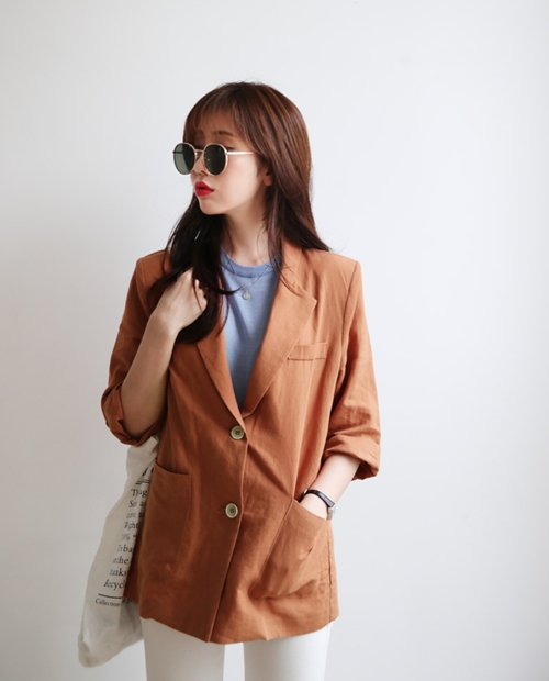 Có kiểu áo khoác sành điệu, hè mặc không nóng - 5