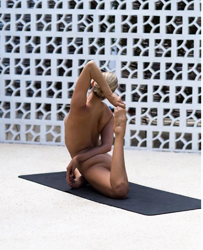 Yoga khỏa thân giúp bạn hiểu về cơ thể, hiểu chính mình.