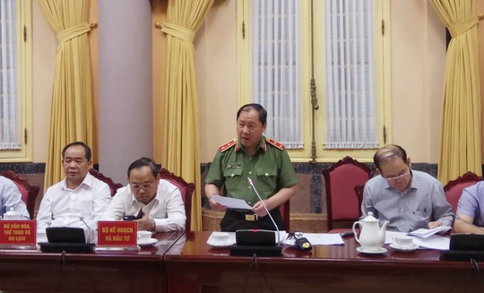 Nóng 24h qua: Cảnh sát dùng xe bọc thép tấn công “thủ phủ ma túy” ở Sơn La - 4