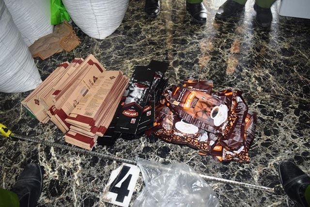 Phù phép cà phê không nguồn gốc thành 'cà phê chồn' hàng công ty - 2