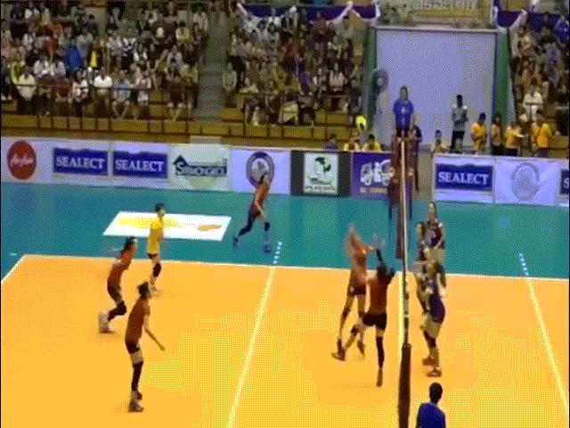 Thể thao - Thanh Thúy 1m93 thị uy bóng chuyền Thái Lan: Bật lò xo, đập bóng "vũ bão"