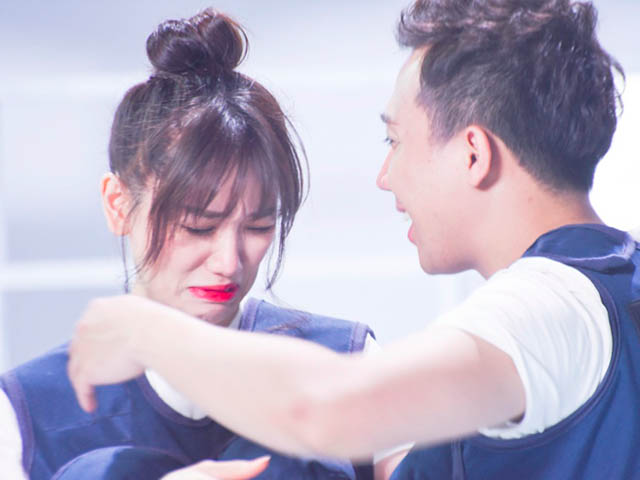 Ca nhạc - MTV - Hari Won khóc: "Tôi làm gì cũng sai, chỉ lấy Trấn Thành là không sai"
