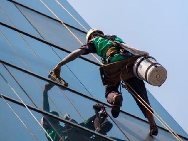 Tài chính - Bất động sản - Khởi nghiệp sau 5 năm lau cửa kính, "hai lúa" giờ sở hữu hàng chục tỷ đồng