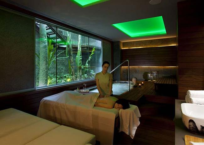 Phòng tắm xứng tầm đẳng cấp 4 sao.