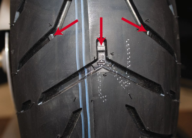 Những dấu hiệu nhận biết lốp xe của bạn cần phải thay mới - 3