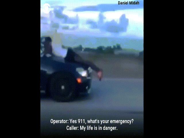Video: Bám trên nóc capo chiếc xe của chính mình lao vút trên đường