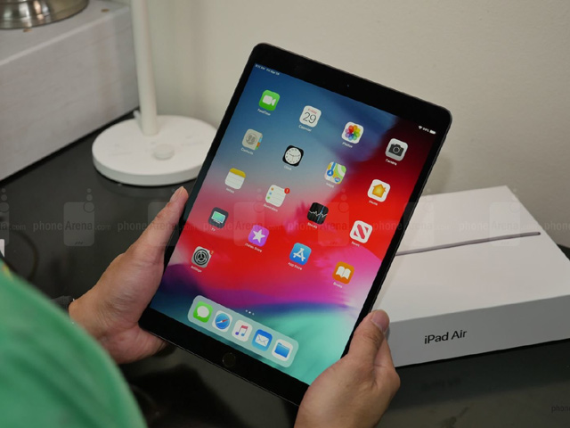 Khui hộp iPad Air 2019 siêu ”hot”
