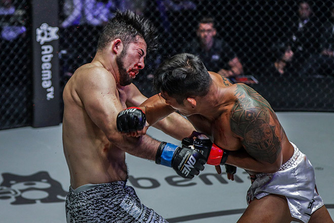 Sao MMA thế giới đại chiến: Knock-out liên hoàn, nhà vô địch bất tỉnh - 3