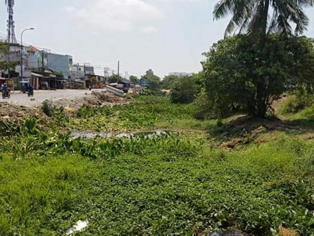 Pháp luật - Đã bắt được đối tượng cướp tiệm vàng, "tàng hình" dưới kênh đen gần 10 giờ