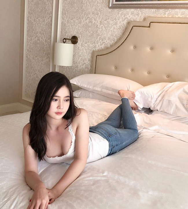 Đặc biệt, khác với nhiều hot girl, Thảo Nguyên không hề ồn ào trên mạng xã hội.&nbsp;