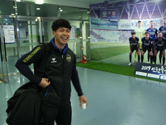 Bạn trẻ - Cuộc sống - Clip: Công Phượng trả lời đài KBS cực "lầy"