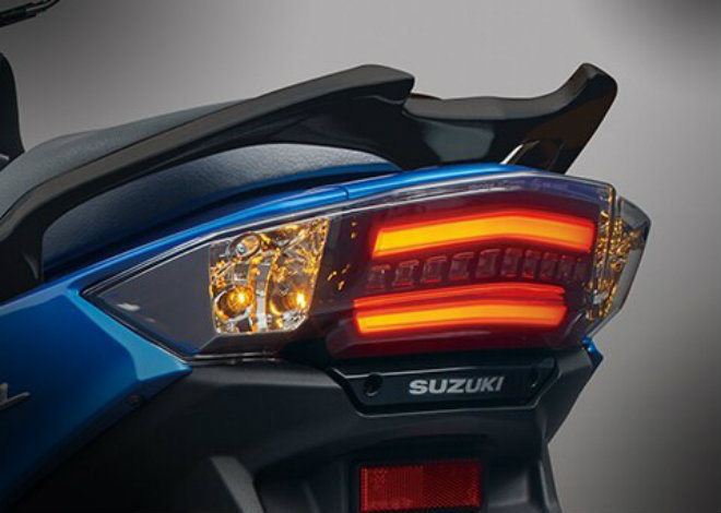 2019 Suzuki Swish 125 giá 23,5 triệu đồng, sánh cạnh Honda Air Blade - 11
