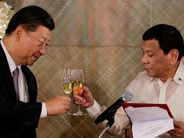 Thế giới - Tổng thống Philippines chỉ trích Mỹ, quay sang ủng hộ Trung Quốc