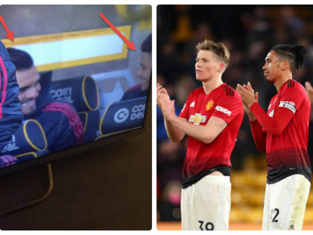 Bóng đá - 2 SAO MU cười đùa khi thua: Triệu fan giận dữ, HLV Solskjaer phải "trảm"