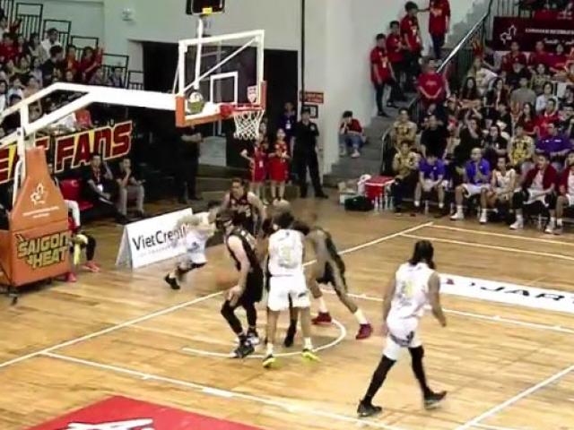 Thể thao - Phút cuối đau tim, Saigon Heat thắng trận lịch sử