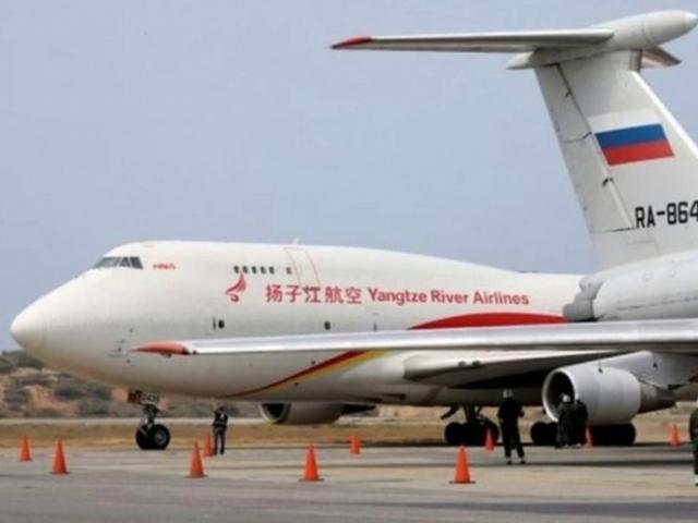 Trung Quốc lên tiếng về tin điều quân tới giúp ông Maduro