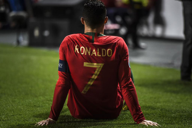 Ronaldo hồi phục đấu Cúp C1: Vừa nhận tin vui lại gặp họa - 1