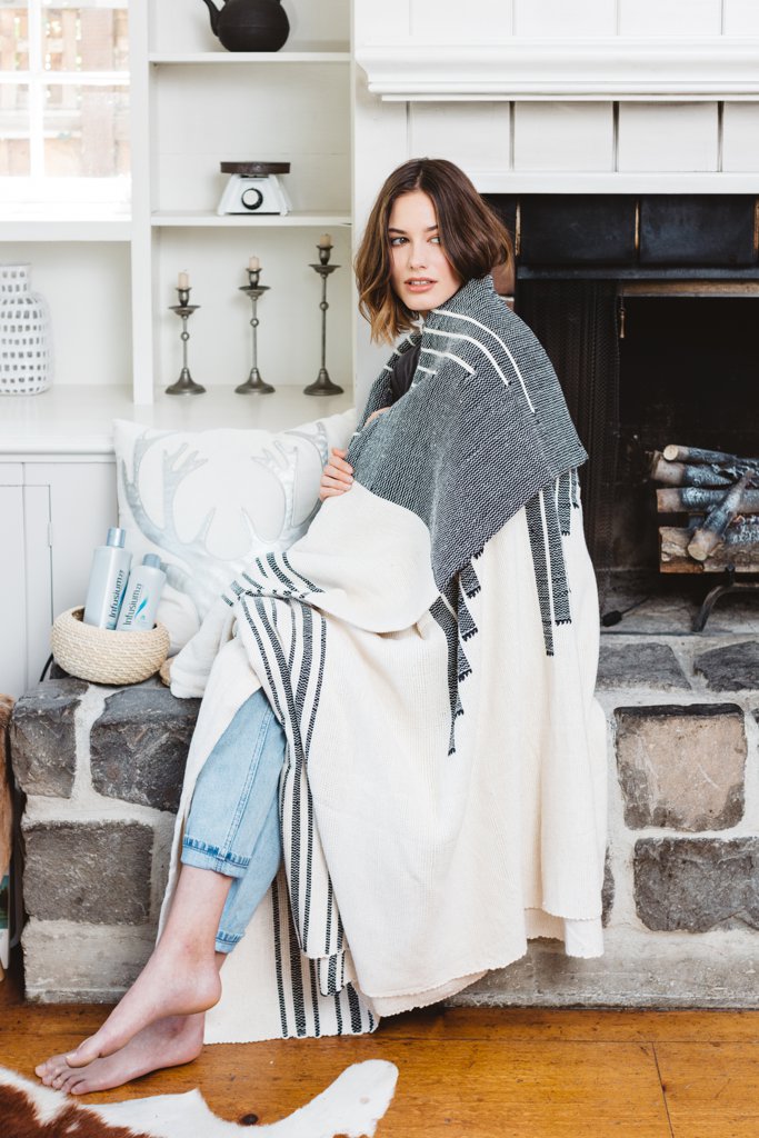 Mẹo hay đánh bay tóc xơ rối, da khô sạm trong tiết xuân - 5