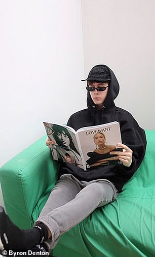 Chàng trai dành cả thanh xuân để lừa người hâm mộ trên Instagram - 2