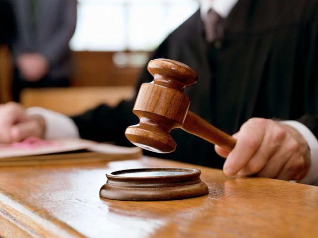 Thế giới - Thẩm phán Mỹ gây phẫn nộ vì hỏi nạn nhân hiếp dâm "có khép chân lại không?"