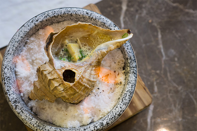 Trải nghiệm tuyệt đỉnh thái mực tựa sợi mì ở quán Nhật đẳng cấp tại Sài Gòn - 5