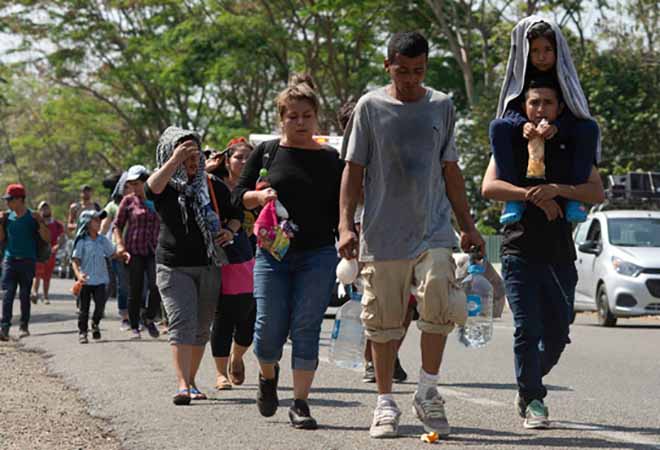 Ông Donald Trump cho xây tường biên giới với Mexico dài không tưởng - 3