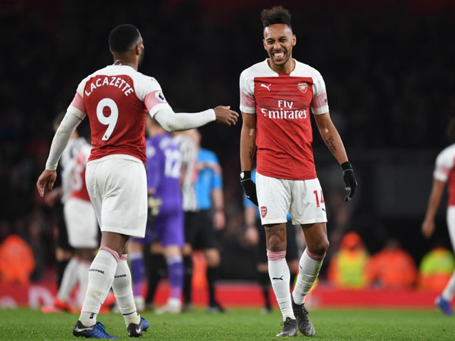 Everton - Arsenal: 3 điểm để &#34;cắt đuôi&#34; Chelsea, MU - 1