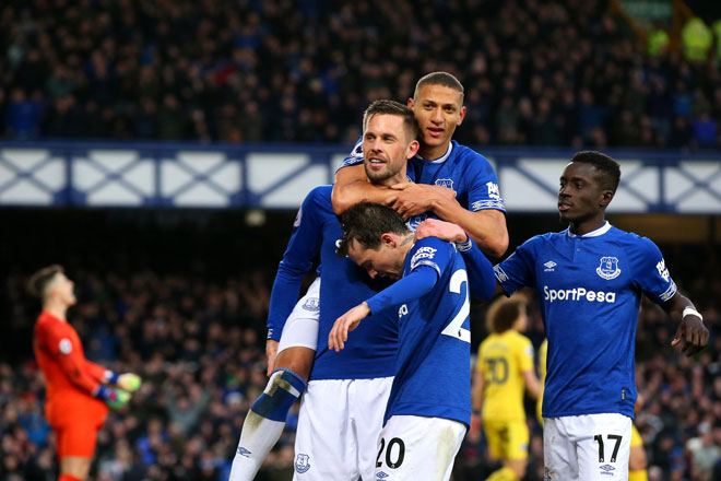 Everton - Arsenal: 3 điểm để &#34;cắt đuôi&#34; Chelsea, MU - 2
