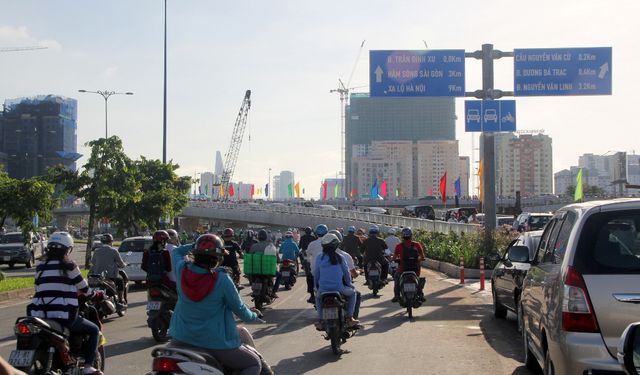 Thông tin mới vụ 10 người bị phơi nhiễm HIV do bị đâm bằng vật nhọn - 1