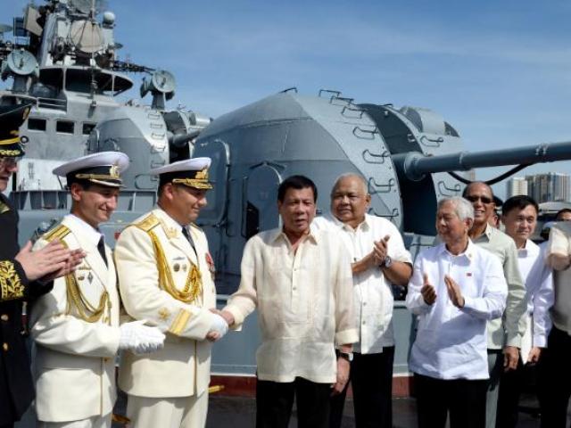 Thế giới - Tàu chiến Nga cập cảng Philippines giữa lúc căng thẳng ở Biển Đông