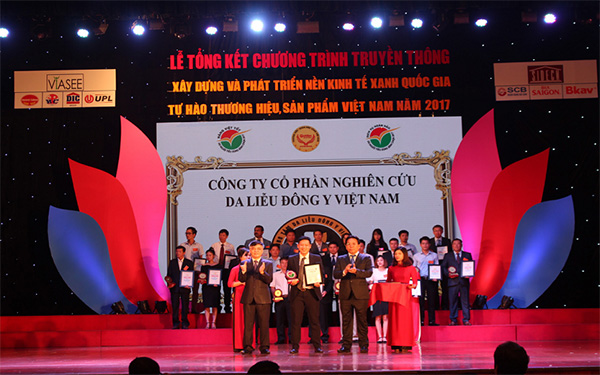 Công ty Nghiên cứu Da liễu Đông y Việt Nam Vinacare – Giải thưởng danh giá, xứng tầm thương hiệu - 1