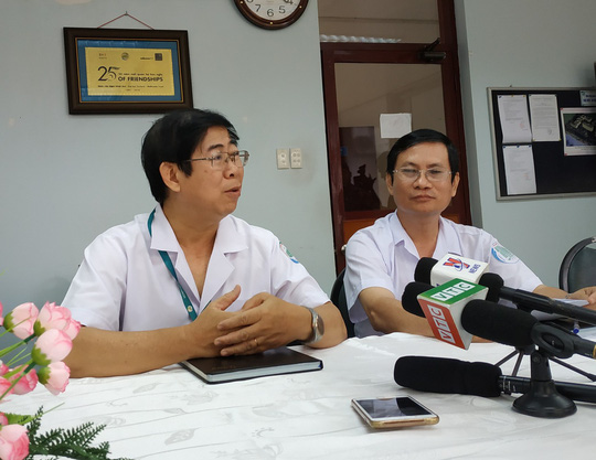 TP HCM: 10 người bị kẻ lạ tấn công phải chống phơi nhiễm HIV hiện ra sao? - 1