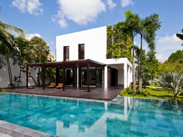 Kinh doanh - Nổi bật trong “khu nhà giàu” ở TPHCM, biệt thự phủ xanh khiến báo ngoại ngẩn ngơ