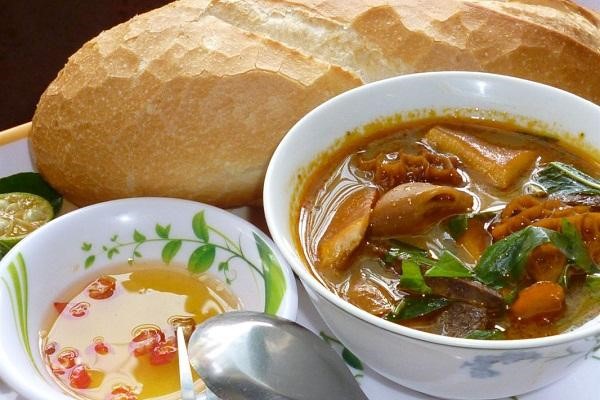 Những món ăn ngon tuyệt của người Việt nhưng du khách lại sợ chết khiếp - 4