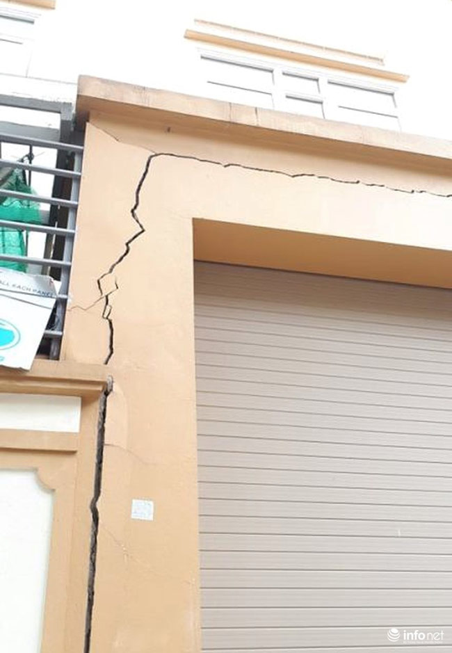 Hà Nội: Hàng loạt nhà mặt đường sụt lún, nứt toác nguy hiểm - 4