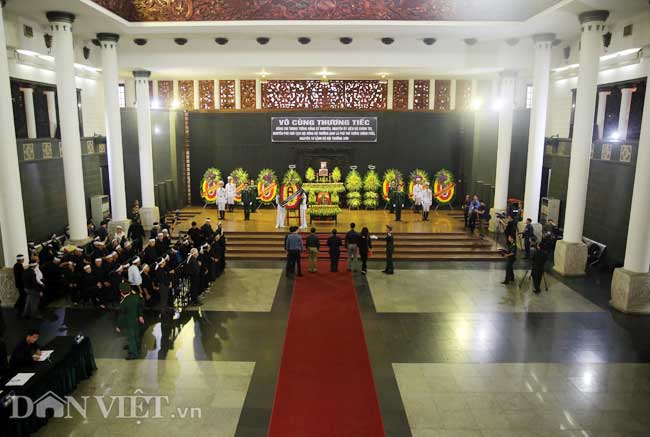 ẢNH: Lãnh đạo Đảng, Nhà nước viếng Trung tướng Đồng Sỹ Nguyên - 1