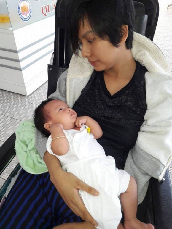 Xót xa hoàn cảnh của nữ diễn viên bị liệt nửa người sau khi sinh con - 2