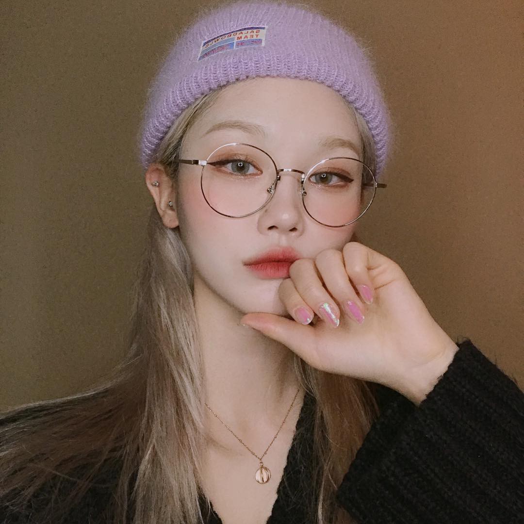 Xu hướng đánh môi 2 màu ngẫu hứng đang hot ở châu Á - 1