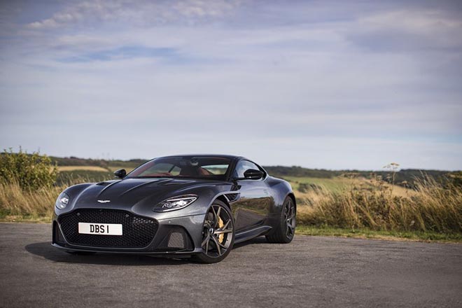 Siêu phẩm Aston Martin DBS Superleggera 2019 sắp chào sân các đại gia Việt - 2