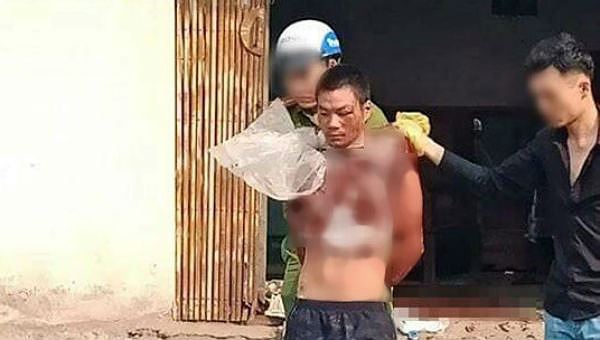 Vụ con trai cầm dao chém bố mẹ: Đối tượng có biểu hiện tâm thần - 1