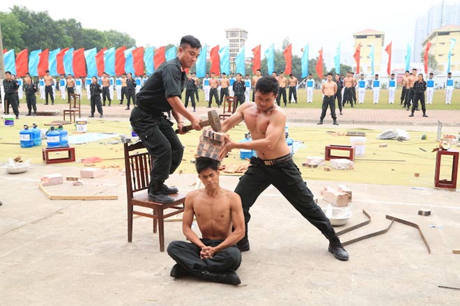 Mãn nhãn với những pha võ thuật, khí công điêu luyện của CSCĐ - 2