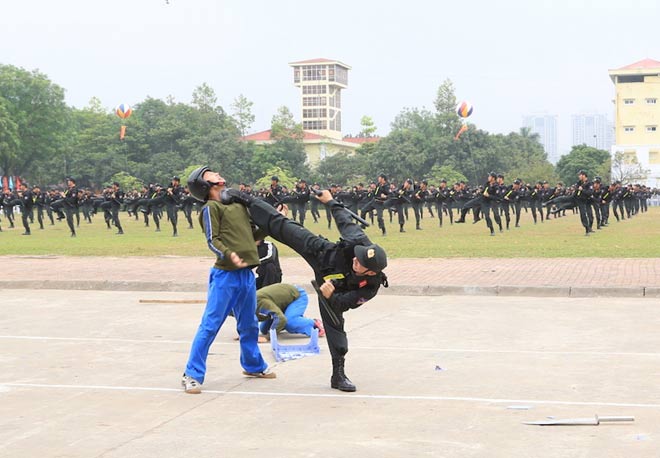 Mãn nhãn với những pha võ thuật, khí công điêu luyện của CSCĐ - 4